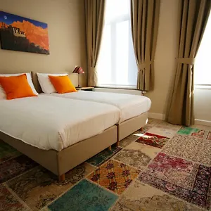 Bed & Breakfast Hooome, Brussel