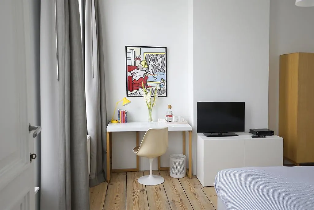 B&B Home & The City Brussels Bed & Breakfast