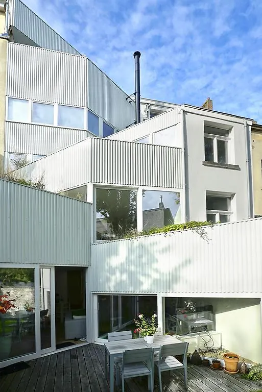 B&B Home & The City Brussels Bed & Breakfast